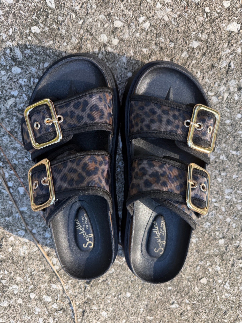 Seychelles Like-New Women’s Leopard Print Double Buckle Platform Sandals